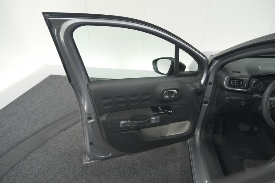 Citroën C3 PureTech 110 EAT6 Max | Parkeersensoren | Apple Carplay | 16 Inch Lichtmetalen Velgen