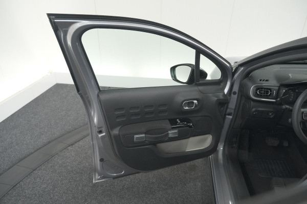 Citroën C3 PureTech 110 EAT6 Max | Parkeersensoren | Apple Carplay | 16 Inch Lichtmetalen Velgen
