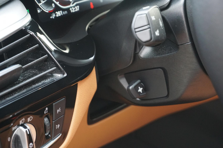 BMW 5 Serie Touring 530e xDrive Business Edition Plus/Laser Led/Leer/ Origineel Nederlands