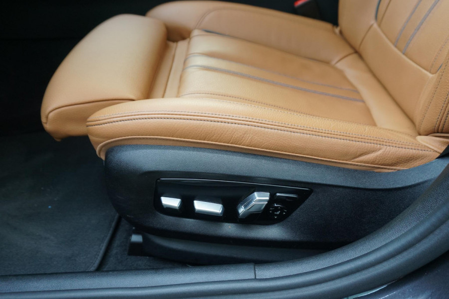 BMW 5 Serie Touring 530e xDrive Business Edition Plus/Laser Led/Leer/ Origineel Nederlands