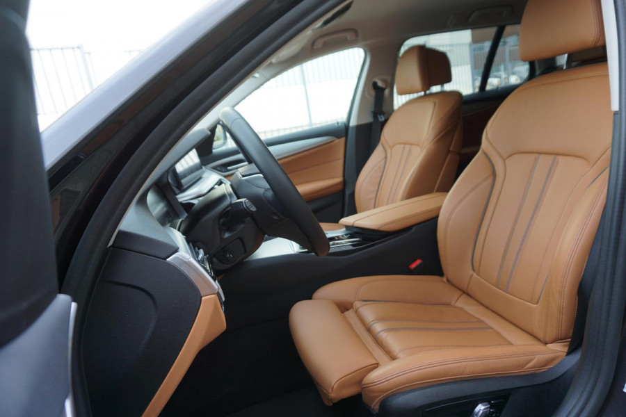 BMW 5 Serie Touring 530e xDrive Business Edition Plus/Laser Led/Leer/ Origineel Nederlands