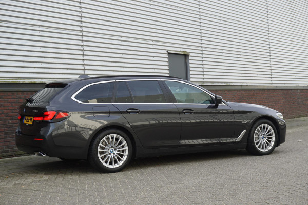 BMW 5 Serie Touring 530e xDrive Business Edition Plus/Laser Led/Leer/ Origineel Nederlands