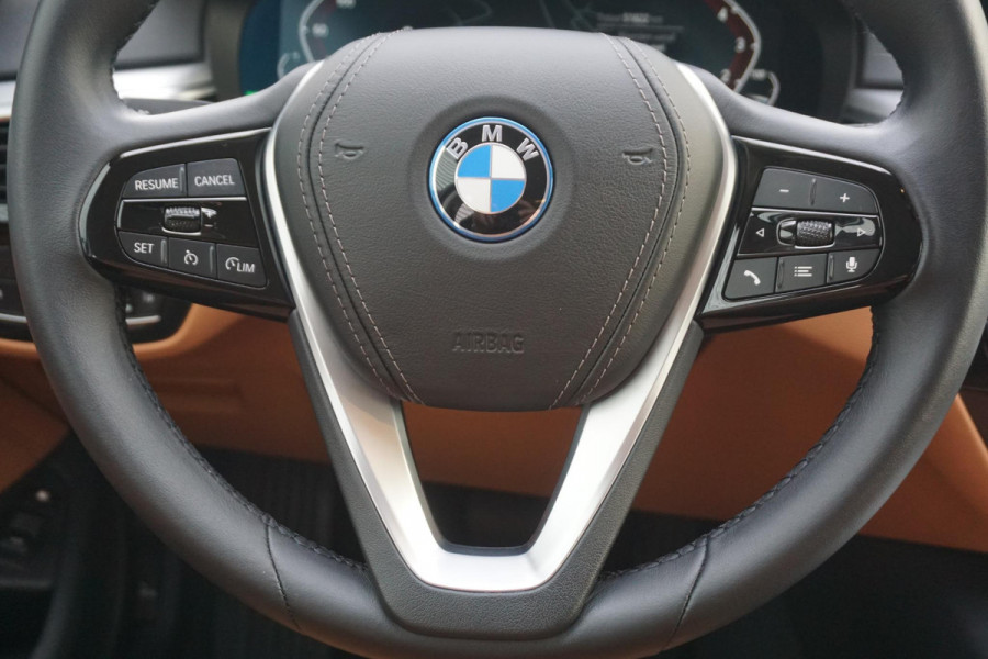 BMW 5 Serie Touring 530e xDrive Business Edition Plus/Laser Led/Leer/ Origineel Nederlands