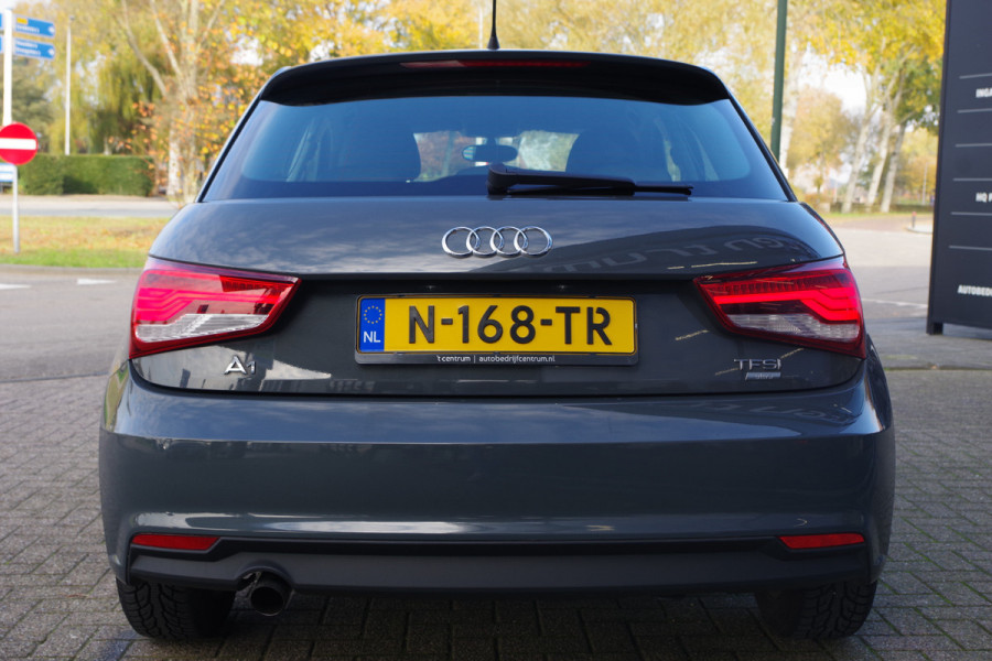 Audi A1 Sportback 1.0 TFSI Pro Line, Climate Control, Stoelverwarming, Bluetooth