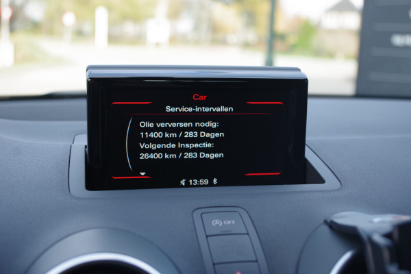 Audi A1 Sportback 1.0 TFSI Pro Line, Climate Control, Stoelverwarming, Bluetooth