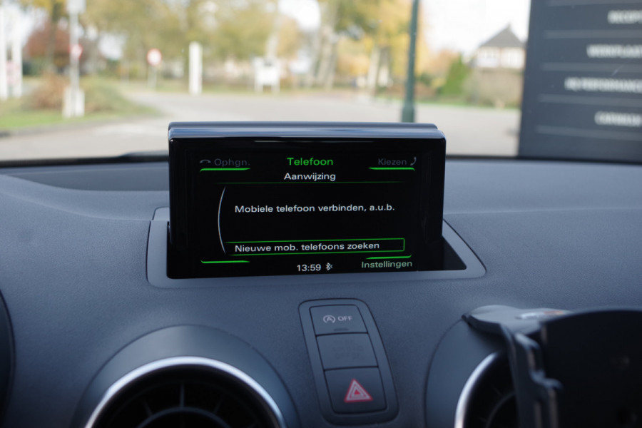 Audi A1 Sportback 1.0 TFSI Pro Line, Climate Control, Stoelverwarming, Bluetooth