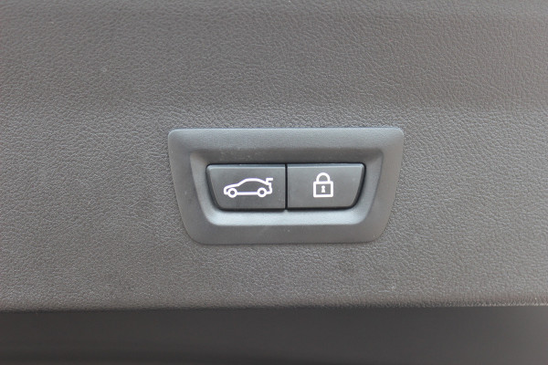 BMW X4 xDrive20i High Exe. M Sport / Full option! / Panoramadak / 360Camera / Head-up / Leder / Harman Kardon / 20'' / Stuurverwarming / Navigatie / Dodehoek / ACC / Stoelverwarming 4x