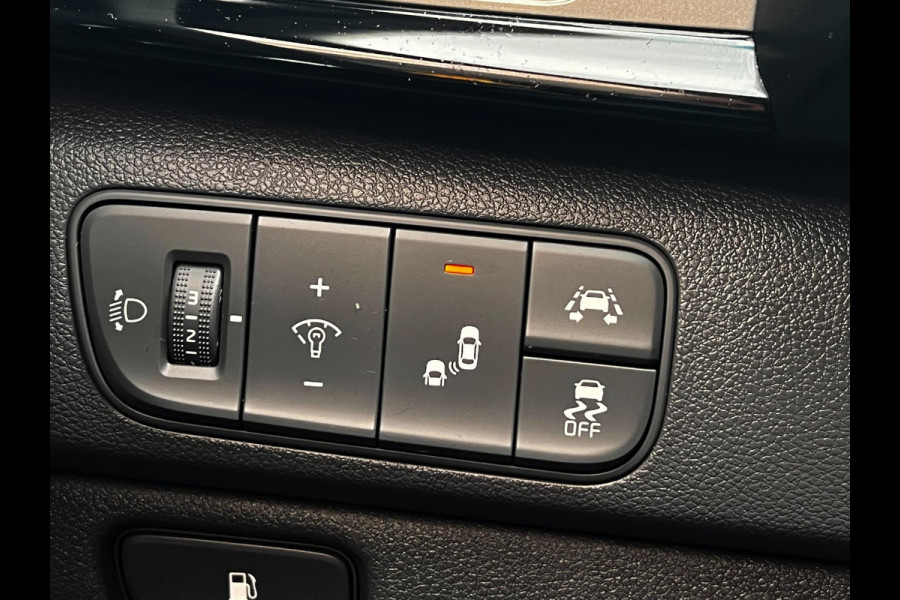 Kia Niro 1.6 GDi Hybrid BusinessLine Carplay_Stoel ventlatie_Led_Volle auto