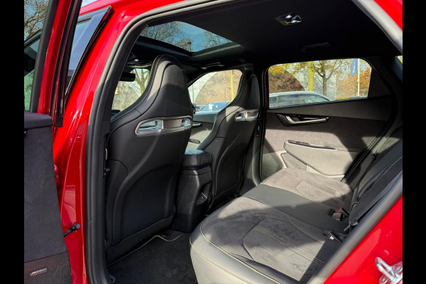Kia Ev6 GT AWD 77.4 kWh 585PK!| PANO | KIA GARANTIE T/M 2029 | STOEL/STUUR VERW. | 360 CAMERA| ELEK. ACHTERKLEP| HEAD-UP| MERIDIAN AUDIO|