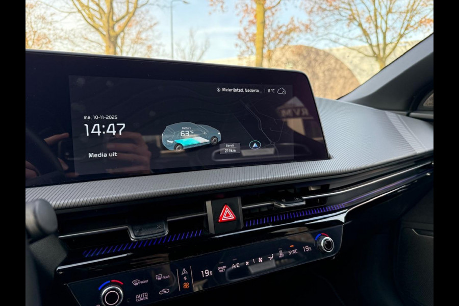 Kia Ev6 GT AWD 77.4 kWh 585PK!| PANO | KIA GARANTIE T/M 2029 | STOEL/STUUR VERW. | 360 CAMERA| ELEK. ACHTERKLEP| HEAD-UP| MERIDIAN AUDIO|