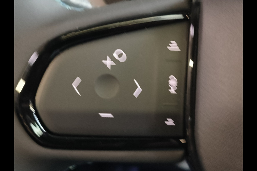 Lynk & Co 01 1.5 261PK Plug-in Hybrid * 360* camera Pano/dak Apple/Carplay Adaptive/Cruise Rijklaar + Fabrieksgarantie Henk Jongen Auto's in Helmond,  al 50 jaar service zoals 't hoort!