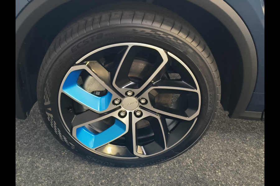 Lynk & Co 01 1.5 261PK Plug-in Hybrid * 360* camera Pano/dak Apple/Carplay Adaptive/Cruise Rijklaar + Fabrieksgarantie Henk Jongen Auto's in Helmond,  al 50 jaar service zoals 't hoort!