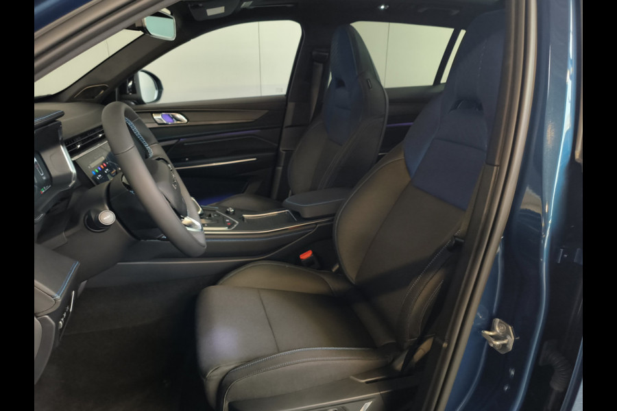 Lynk & Co 01 1.5 261PK Plug-in Hybrid * 360* camera Pano/dak Apple/Carplay Adaptive/Cruise Rijklaar + Fabrieksgarantie Henk Jongen Auto's in Helmond,  al 50 jaar service zoals 't hoort!