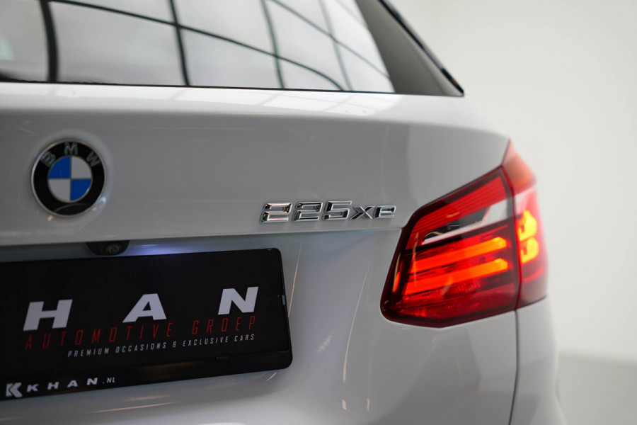 BMW 2 Serie Active Tourer 225xe iPerformance Executive |Pano|Leder|Xenon|