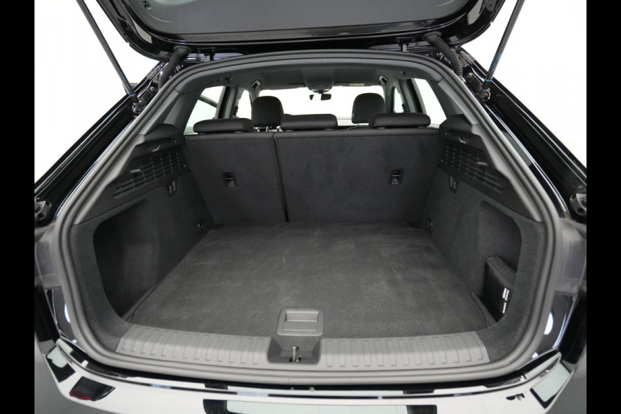 Audi A3 Sportback 40 TFSI e 204pk Edition Navigatie Pdc Acc Stoelverwarming Carplay 294
