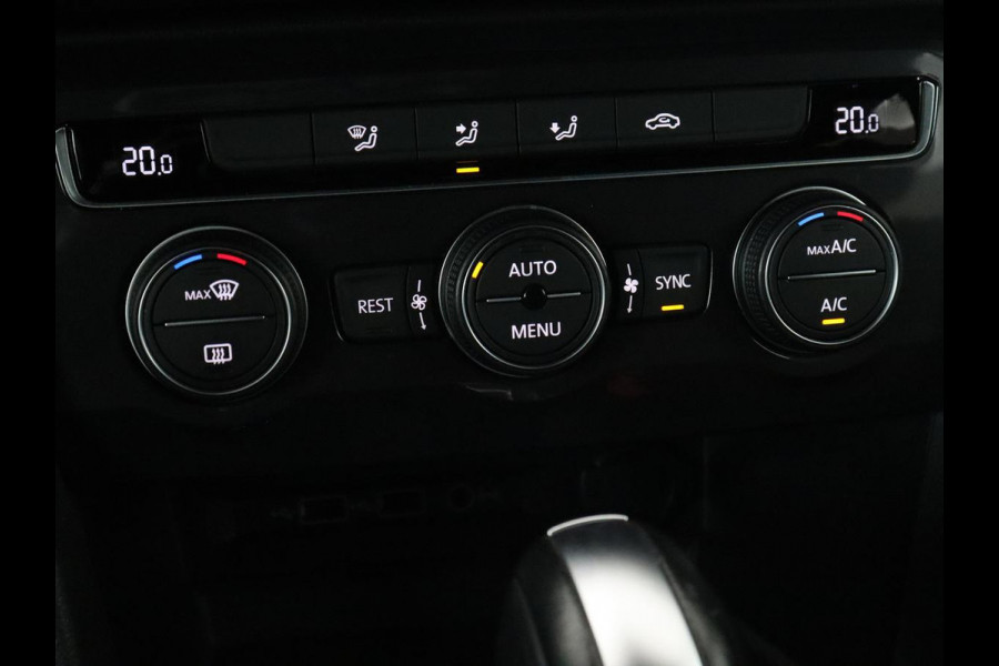 Volkswagen Tiguan Allspace 1.5 TSI R Line 7-persoons | Carplay | Adaptive cruise | 19'' | Navigatie | Camera | Virtual Cockpit | Full LED | Keyless | Park Assist | DAB | Climate control