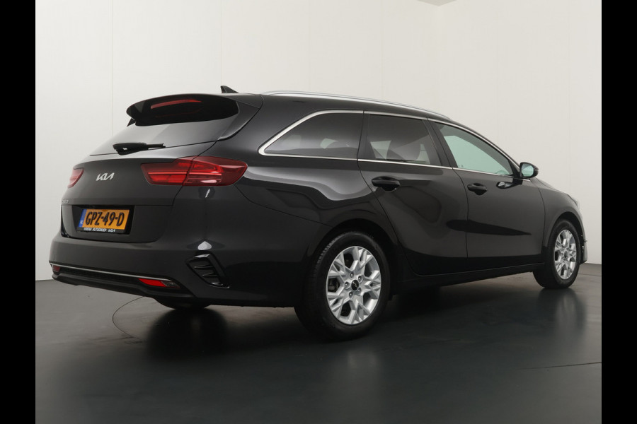 Kia Ceed Sportswagon 1.5 T-GDi DynamicPlusLine - Lichtmetalen Velgen - Stoel/Stuurverwarming - LED Koplampen - Navigatie - Fabrieksgarantie Tot 2031