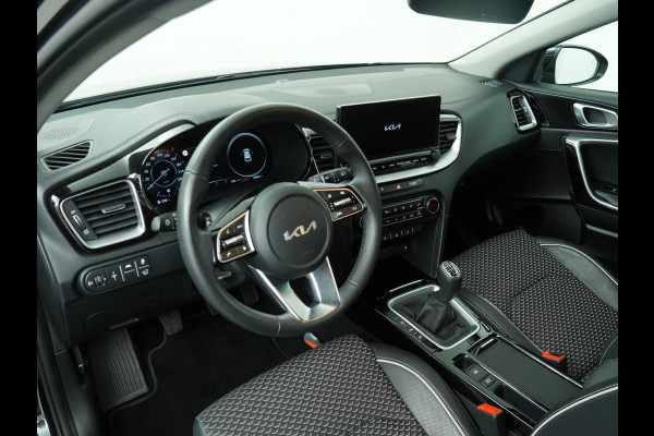 Kia Ceed Sportswagon 1.5 T-GDi DynamicPlusLine - Lichtmetalen Velgen - Stoel/Stuurverwarming - LED Koplampen - Navigatie - Fabrieksgarantie Tot 2031
