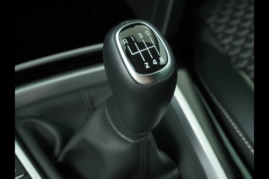 Kia Ceed Sportswagon 1.5 T-GDi DynamicPlusLine - Lichtmetalen Velgen - Stoel/Stuurverwarming - LED Koplampen - Navigatie - Fabrieksgarantie Tot 2031