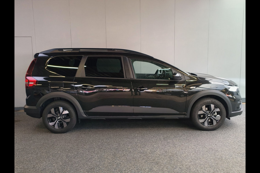 Dacia Jogger 1.6 Hybrid 140 Expression 7persoons uit 2025 Rijklaar + Fabrieksgarantie Henk Jongen Auto's in Helmond,  al 50 jaar service zoals 't hoort!