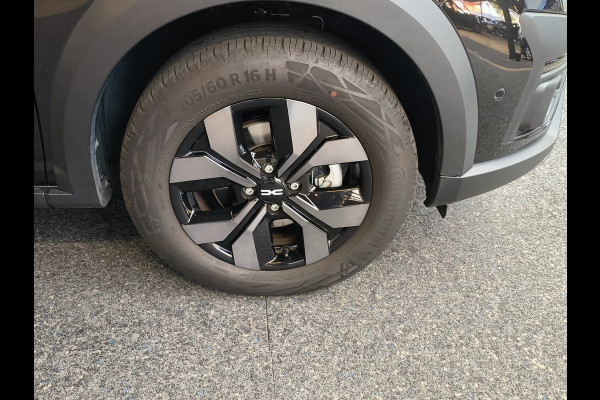 Dacia Jogger 1.6 Hybrid 140 Expression 7persoons uit 2025 Rijklaar + Fabrieksgarantie Henk Jongen Auto's in Helmond,  al 50 jaar service zoals 't hoort!