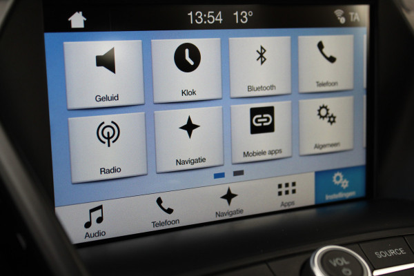 Ford Kuga 1.5-182pk EcoBoost ST-Line AWD-AUTOMAAT. Ideale caravantrekker: vierwielaangedreven automaat, trekgewicht 1.850kg ! Autm. airco dual, adapt. cruise cntrl, navigatie, telefoonvoorb., stoel- en voorraamverw., bi-xenon verl., lm wielen, camera, pdc v+a, Sony soundsyst., side- en laneassist etc.