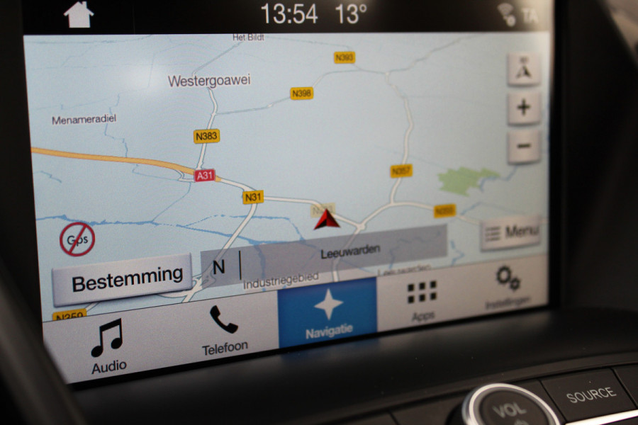 Ford Kuga 1.5-182pk EcoBoost ST-Line AWD-AUTOMAAT. Ideale caravantrekker: vierwielaangedreven automaat, trekgewicht 1.850kg ! Autm. airco dual, adapt. cruise cntrl, navigatie, telefoonvoorb., stoel- en voorraamverw., bi-xenon verl., lm wielen, camera, pdc v+a, Sony soundsyst., side- en laneassist etc.