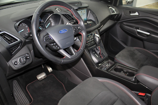 Ford Kuga 1.5-182pk EcoBoost ST-Line AWD-AUTOMAAT. Ideale caravantrekker: vierwielaangedreven automaat, trekgewicht 1.850kg ! Autm. airco dual, adapt. cruise cntrl, navigatie, telefoonvoorb., stoel- en voorraamverw., bi-xenon verl., lm wielen, camera, pdc v+a, Sony soundsyst., side- en laneassist etc.
