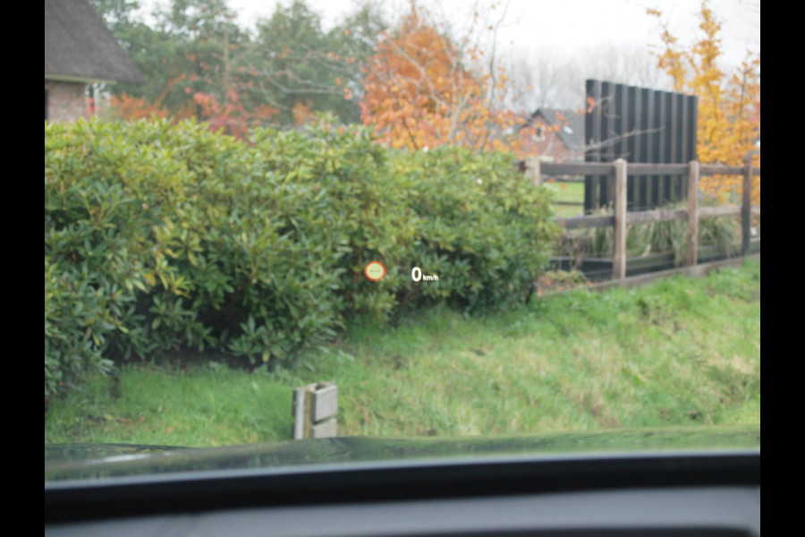 BMW X1 xDrive25e eDrive Edition | Head-Up Display | Harman Kardon | Apple Carplay | Sfeerverlichting | Trekhaak |