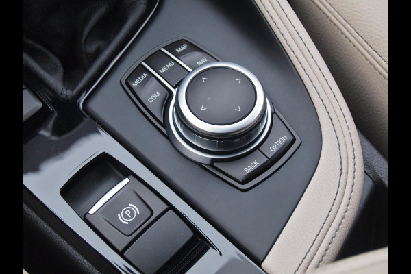 BMW X1 xDrive25e eDrive Edition | Head-Up Display | Harman Kardon | Apple Carplay | Sfeerverlichting | Trekhaak |