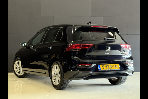 Volkswagen Golf 1.5 eTSI Life Business | Apple Carplay | Elek. stoelen | Draadloze tel. lader