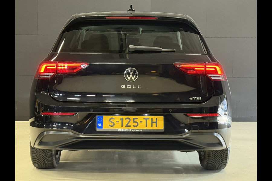 Volkswagen Golf 1.5 eTSI Life Business | Apple Carplay | Elek. stoelen | Draadloze tel. lader