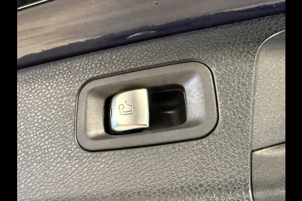 Mercedes-Benz E-Klasse Estate 200 AMG Business Solution Sport Automaat | Lederen sportstoelen | Elektr. trekhaak | Sfeerverlichting | Adaptive | Camera