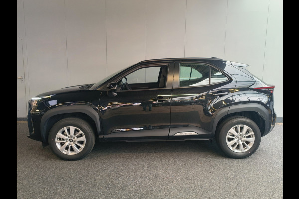 Toyota Yaris Cross 1.5 Hybrid 115 Active Rijklaar + Fabrieksgarantie tot 06-2029 Henk Jongen Auto's in Helmond,  al 50 jaar service zoals 't hoort!