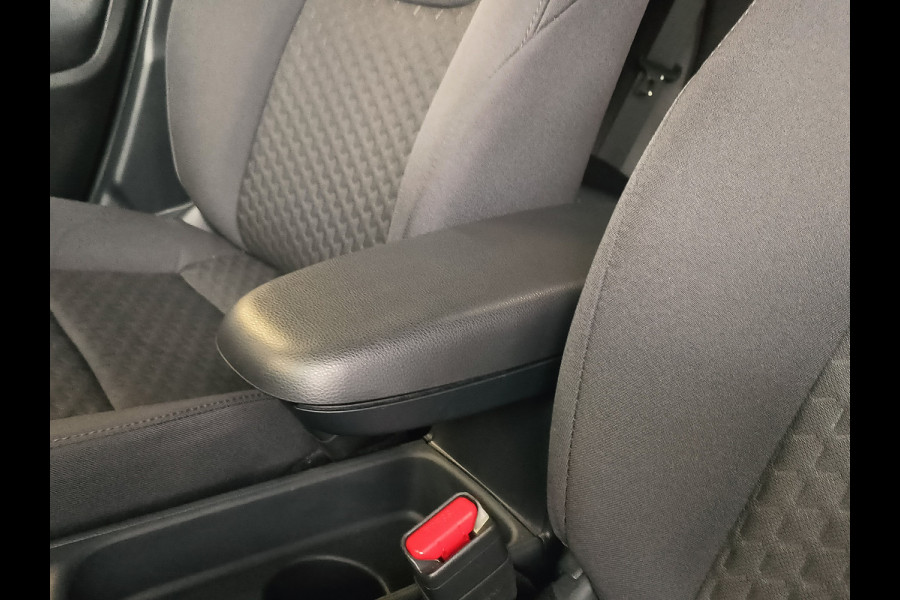 Toyota Yaris Cross 1.5 Hybrid 115 Active Rijklaar + Fabrieksgarantie tot 06-2029 Henk Jongen Auto's in Helmond,  al 50 jaar service zoals 't hoort!