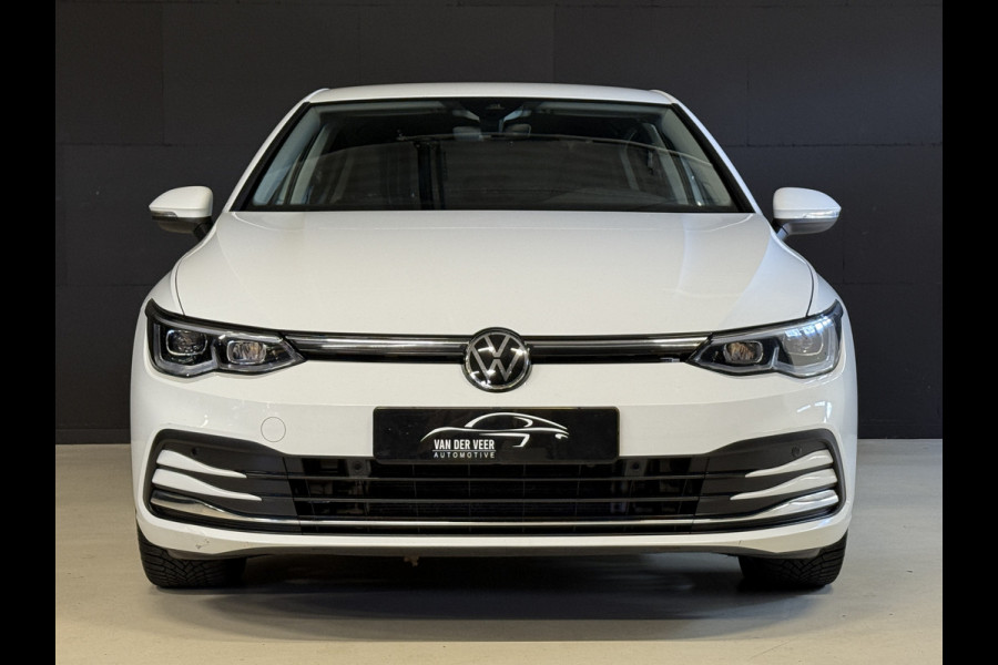 Volkswagen Golf 1.5 eTSI Style | Memory stoelen | 18'' inch | Virtual cockpit