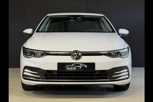 Volkswagen Golf 1.5 eTSI Style | Memory stoelen | 18'' inch | Virtual cockpit