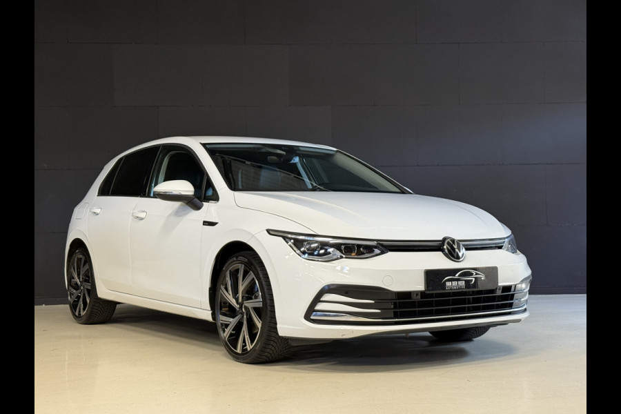 Volkswagen Golf 1.5 eTSI Style | Memory stoelen | 18'' inch | Virtual cockpit