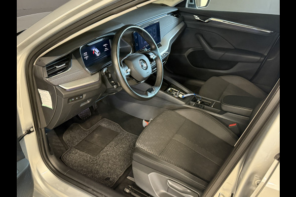 Škoda Octavia Combi 1.0 e-TSI Business Edition Plus | Camera | Dodehoeksensoren | Apple carplay