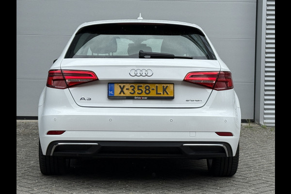 Audi A3 Sportback 1.4 e-tron Sport | Trekhaak wegklapbaar | Stoelverwarming | Climate