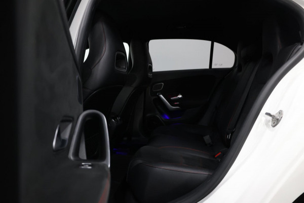Mercedes-Benz A-Klasse 250 / 35 AMG LED/VIRTUAL/SFEER/HALF LEDER+S.VERWARMING/LMV/CAM/LINE/ACC/ECC/12 MDN GARANTIE!