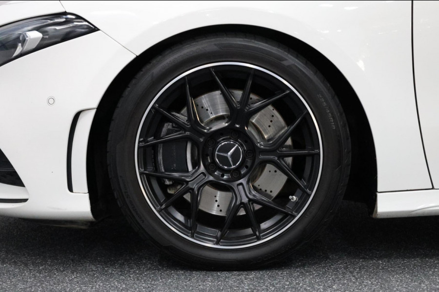 Mercedes-Benz A-Klasse 250 / 35 AMG LED/VIRTUAL/SFEER/HALF LEDER+S.VERWARMING/LMV/CAM/LINE/ACC/ECC/12 MDN GARANTIE!
