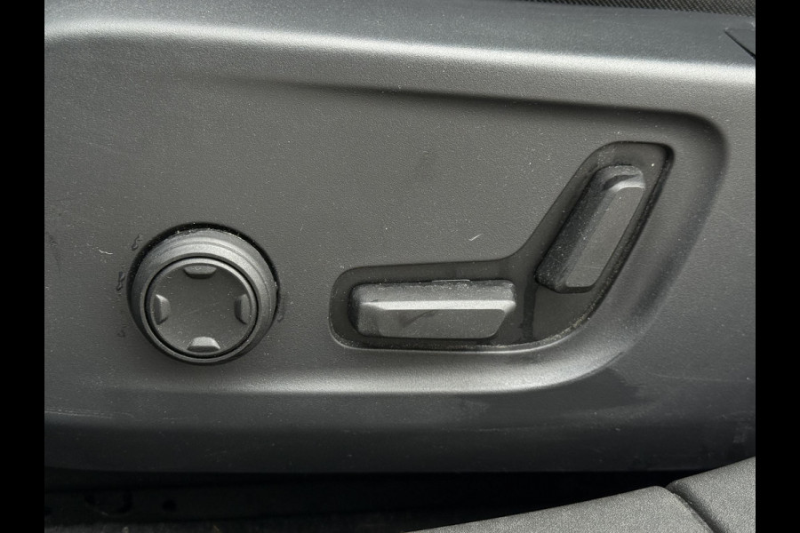 Polestar 2 Long Range Dual 78kWh | Trekhaak | Panorama | Navi | Camera | Pilot Plus |