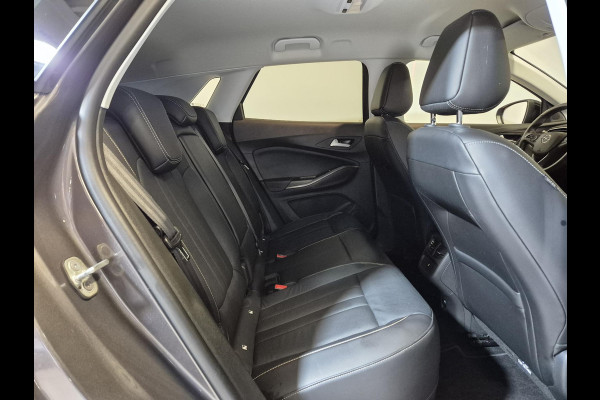 Opel Grandland X 1.6 Turbo Plug-in-Hybrid Ultimate | Navigatie | Stoelverwarming/Stoelverkoeling | 360º Camera | Apple Carplay/Android Auto | Keyless Entry |