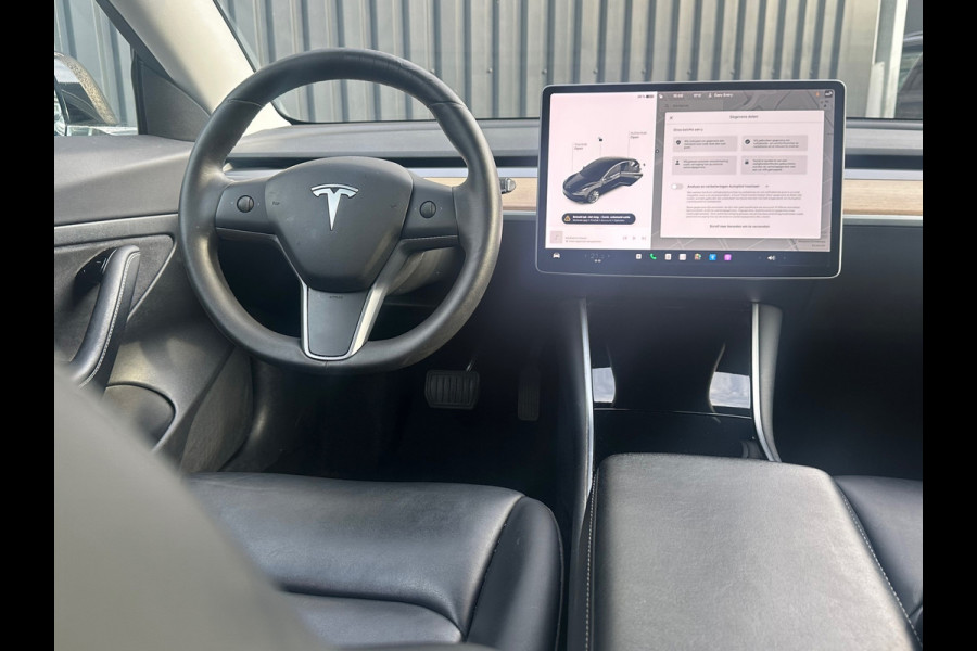 Tesla Model 3 Standard RWD Plus 60 kWh