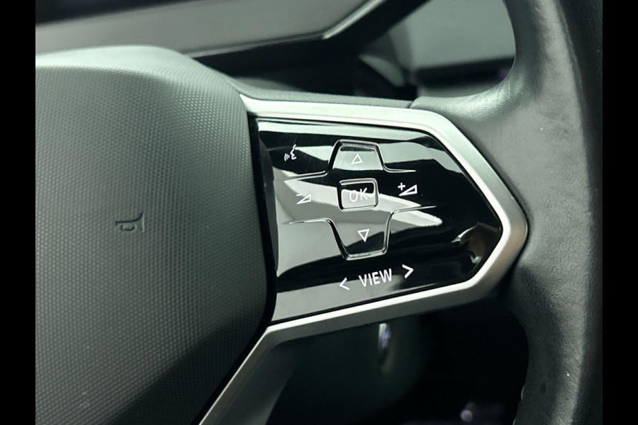 Volkswagen ID.3 Life 58 kWh Airco ECC Full LED Navi Carplay PDC VA+ Camera Adaptive Cruise Control 18" LM Velgen