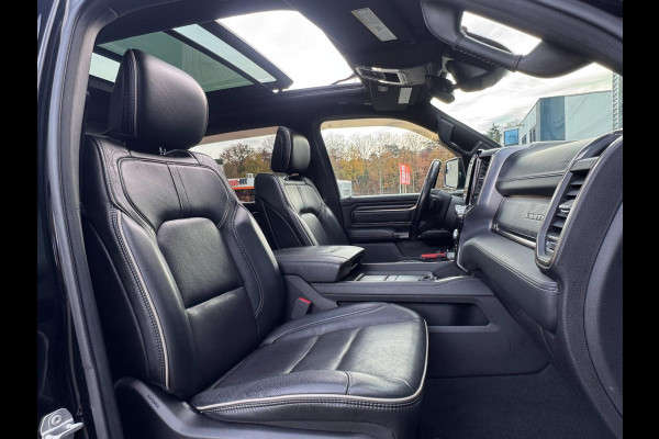 Dodge Ram 1500 Limited Night 5.7 V8 401PK 360cam 4X4 PANO Luchtvering