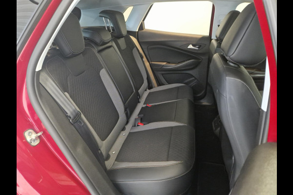 Opel Grandland 1.6 Turbo Plug-In Hybrid Business Elegance SOH 90,5% | Navigatie | Parkeersensoren voor en achter | Apple Carplay/Android Auto