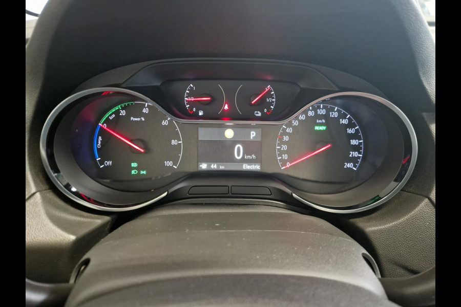 Opel Grandland 1.6 Turbo Plug-In Hybrid Business Elegance SOH 90,5% | Navigatie | Parkeersensoren voor en achter | Apple Carplay/Android Auto