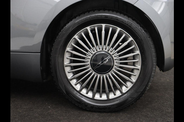 Fiat 500 Icon 42 kWh | Carplay | Cruise control | Climate control | Bluetooth | 16'' lichtmetalen velgen